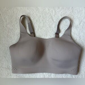 Victoria's Secret Molded Wirelsess Sports Bra  Taupe Women Size 34DD